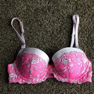 Victoria’s Secret dream angels lined Demi 32C